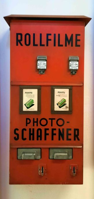 ein Rollfilmautomat von anno dazumal ein Rollfilmautomat von anno dazumal