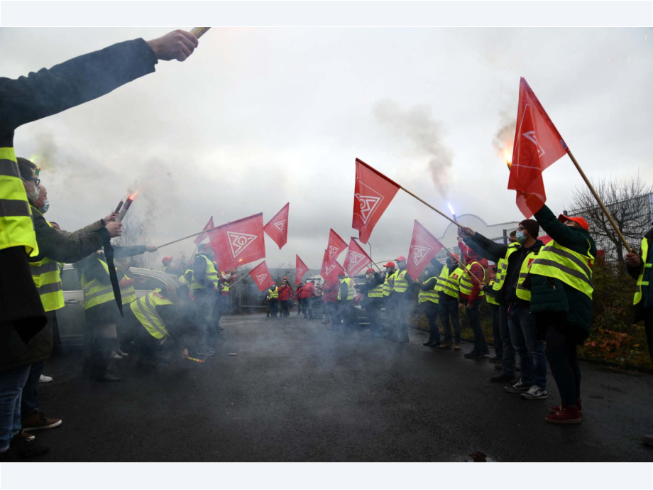 die Streikallee für die Verhandlungskommission