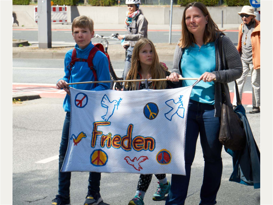 Demonstrationszug aus Rödelheim