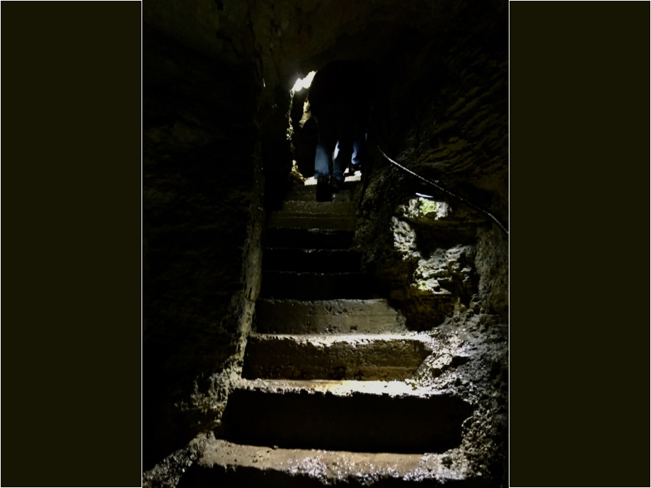 Alt: Steinauer Tropfstein-Höhle