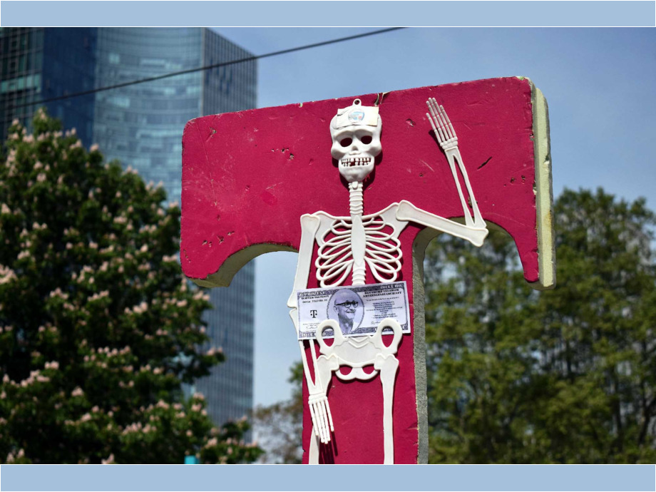 Demonstration und Kundgebung von streikenden Telekom-Beschäftigten am 10. Mai 2022 in Frankfurt