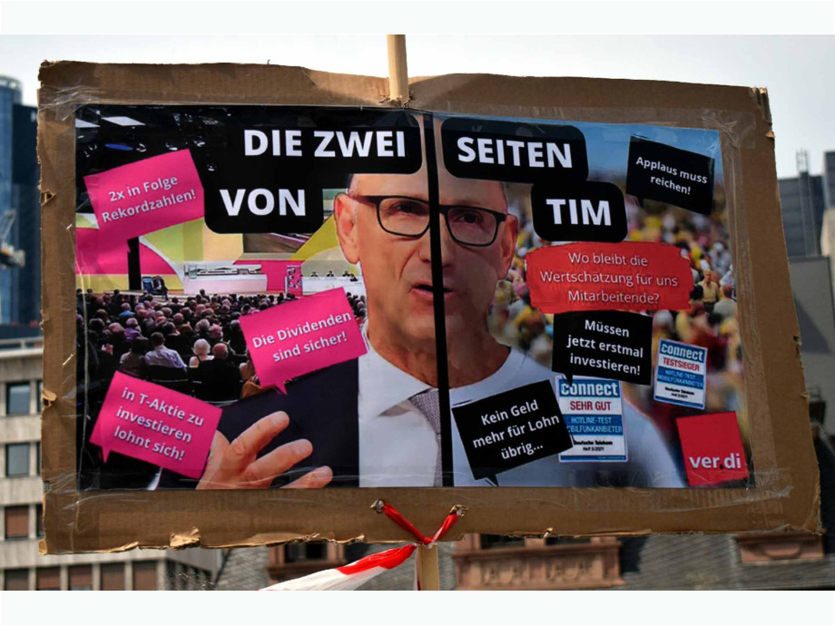 Demonstration und Kundgebung von streikenden Telekom-Beschäftigten am 10. Mai 2022 in Frankfurt