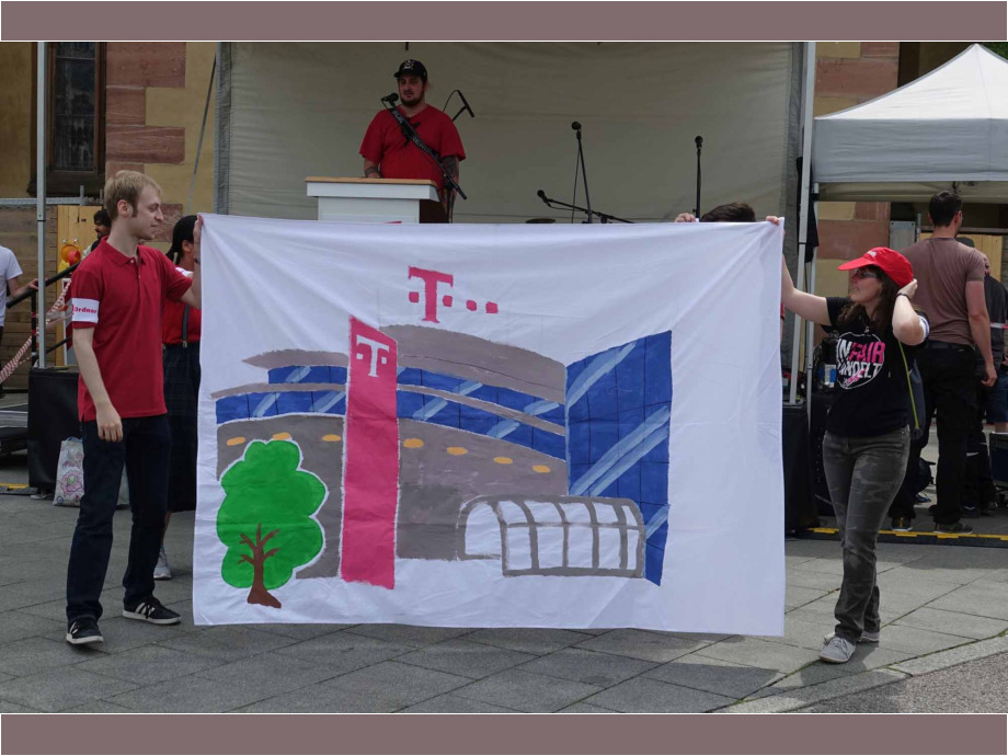 Demonstration und Kundgebung von streikenden Telekom-Beschäftigten am 10. Mai 2022 in Frankfurt