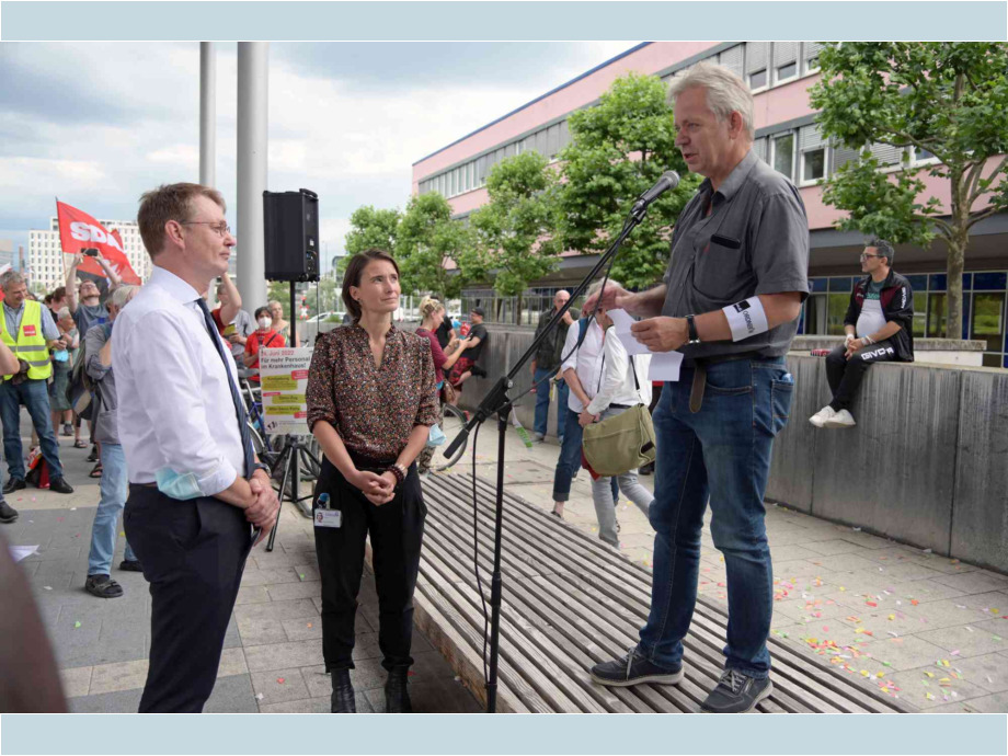 Kundgebung am Uniklinikum Frankfurt