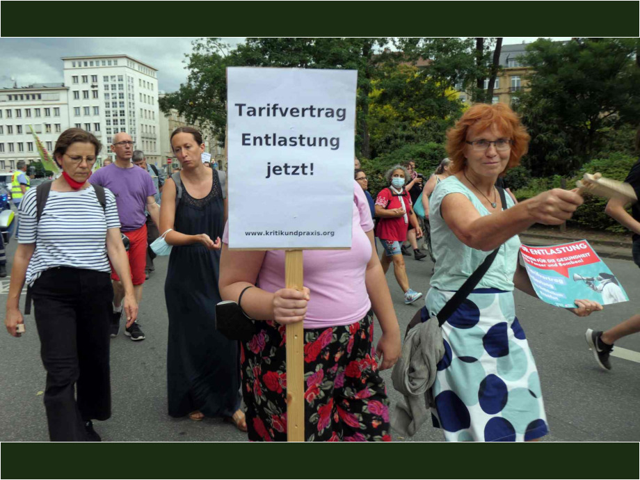 Demozug zum Gewerkschaftshaus