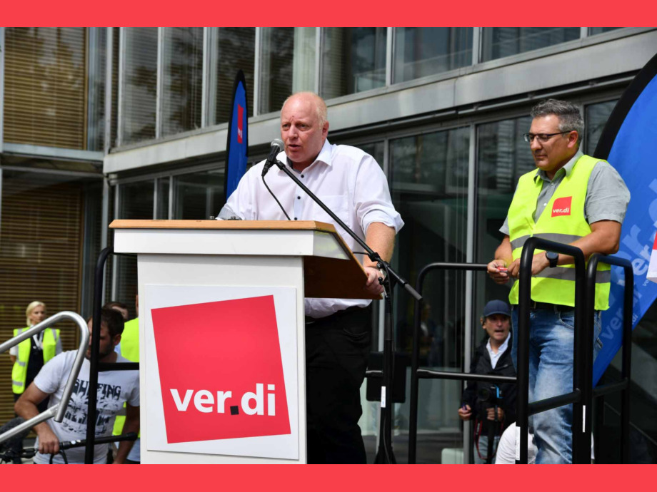 Die Beschäftigten, die tagtäglich einem enormen Druck ausgesetzt sind, haben in der zweiten Verhandlungsrunde auf ein starkes Signal gewartet, mit dem man ein gutes Ergebnis hätte erzielen können