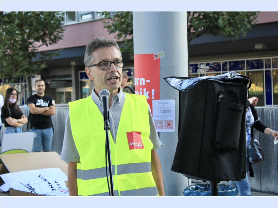 Auftaktkundgebung am Unklinikum Frankfurt Auftaktkundgebung am Unklinikum Frankfurt