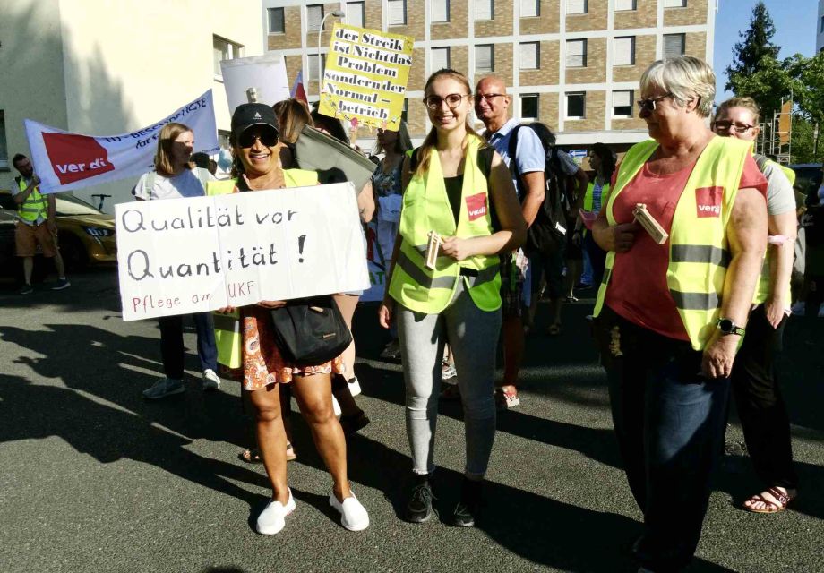 Pflegeberufe attraktiver machen Pflegeberufe attraktiver machen