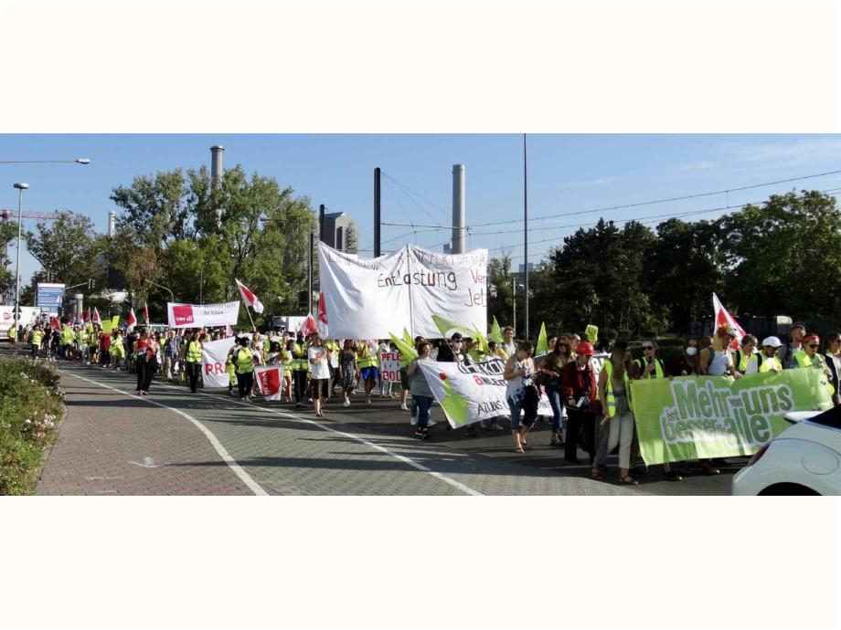 Demozug durch Frankfurt Demozug durch Frankfurt