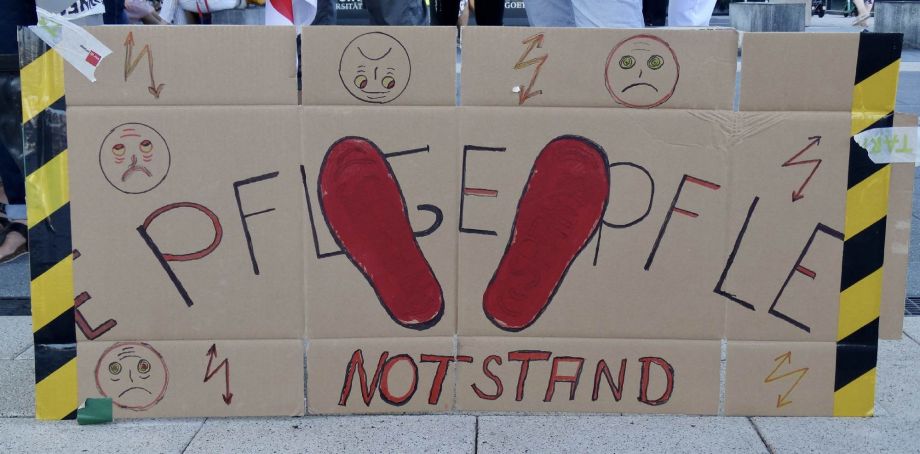 Pflegenotstand trifft uns alle Pflegenotstand trifft uns alle