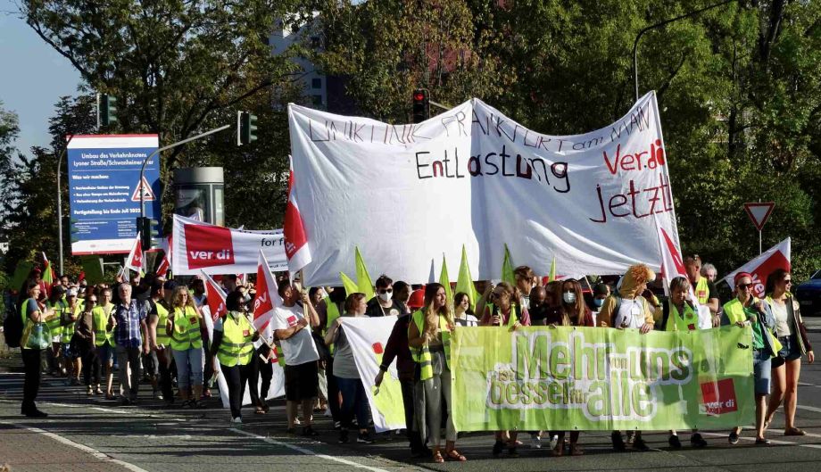 Demozug durch Frankfurt Demozug durch Frankfurt