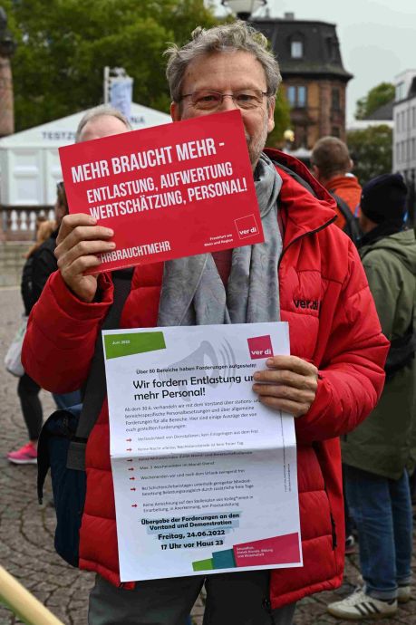 Kundgebung vor dem Landtag Kundgebung vor dem Landtag