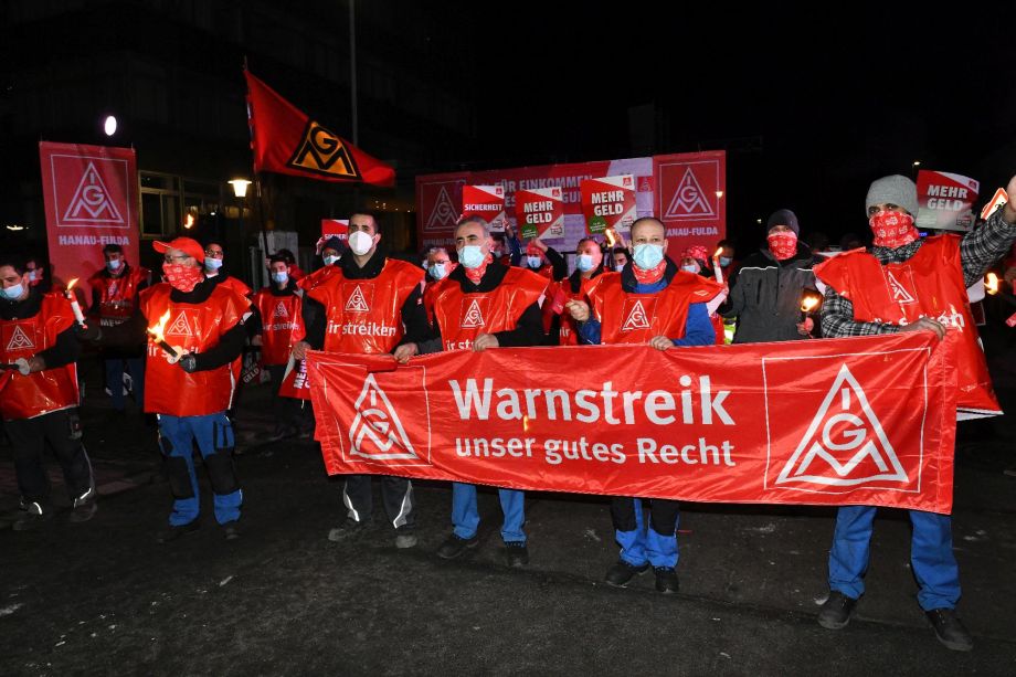 02.03.2012 IGM Warnstreik bei Norma um Mitternacht