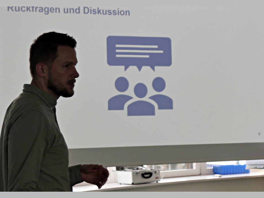 Rückfragen und Diskussion