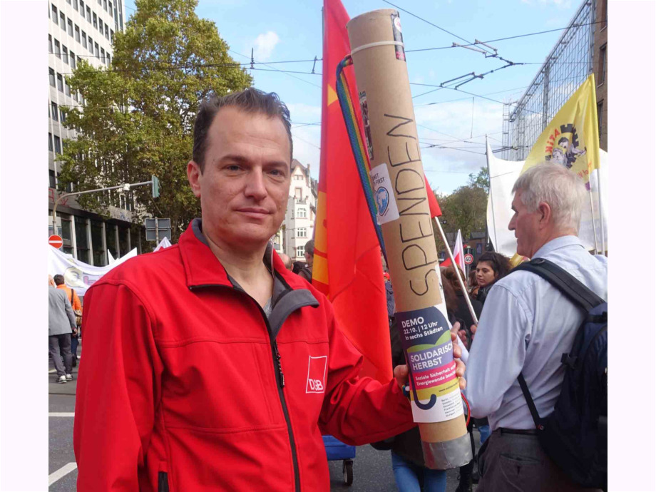 Solidarischer Herbst "Soziale Sicherheit schaffen - Energiewende beschleunigen!" - Kundgebung und Demonstration am 22.10.2022 Solidarischer Herbst "Soziale Sicherheit schaffen - Energiewende beschleunigen!" - Kundgebung und Demonstration am 22.10.2022