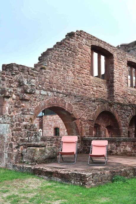 im Burghof im Burghof