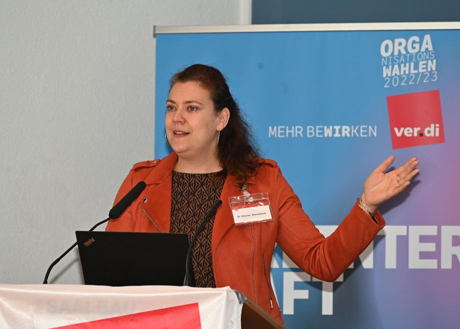 Referat von Dr. Johanna Wenckebach, wissenschaftliche Direktorin des Hugo Sinzheimer Instituts für Arbeits- und Sozialrecht