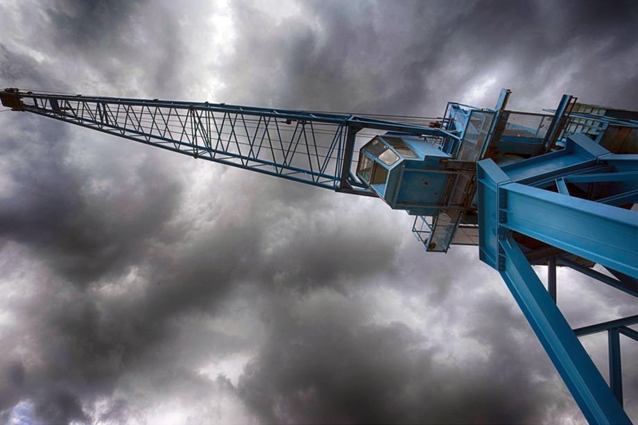 Der blaue Kran am Hafenbecken war ein beliebtes Motiv von Rainer Der blaue Kran am Hafenbecken war ein beliebtes Motiv von Rainer