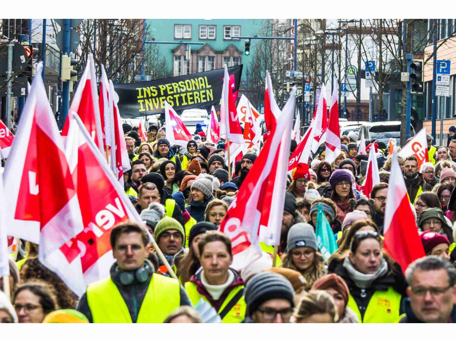 Demozug durch Offenbach