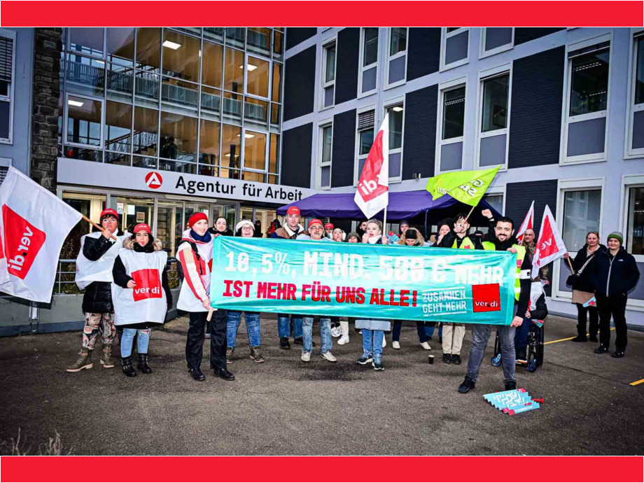 Streiflichter vom Warnstreik für die Tarifforderungen im Öffentlichen Dienst, hier in Frankfurt am Main Streiflichter vom Warnstreik für die Tarifforderungen im Öffentlichen Dienst, hier in Frankfurt am Main