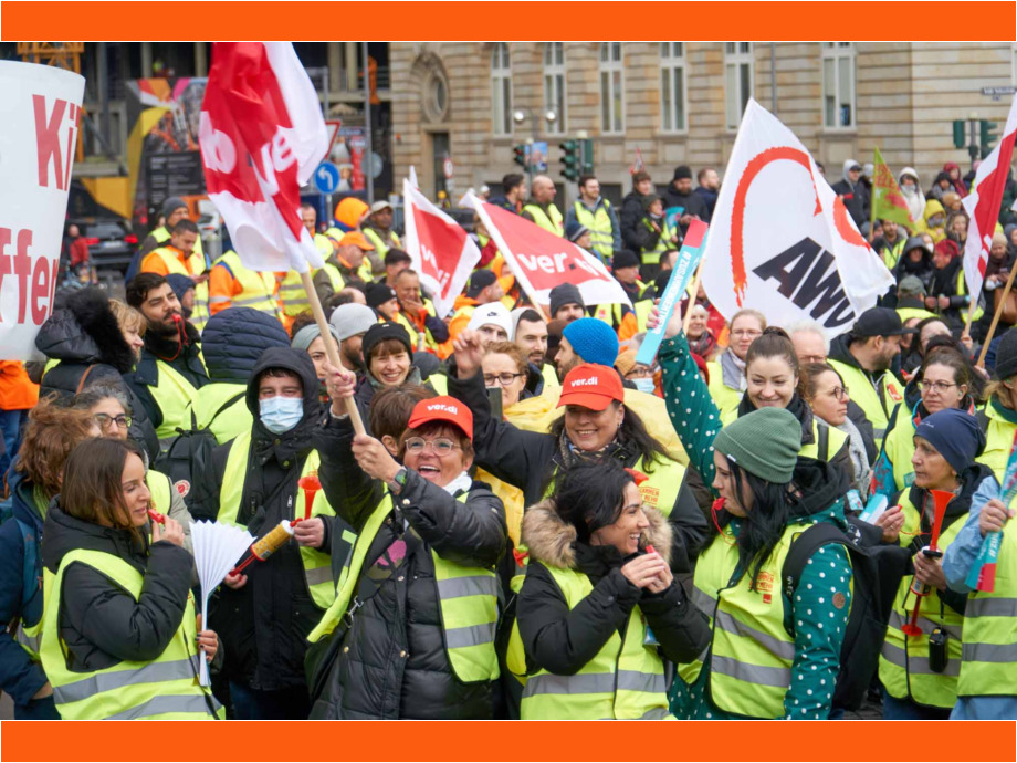 Streiflichter vom Warnstreik für die Tarifforderungen im Öffentlichen Dienst, hier in Frankfurt am Main Streiflichter vom Warnstreik für die Tarifforderungen im Öffentlichen Dienst, hier in Frankfurt am Main