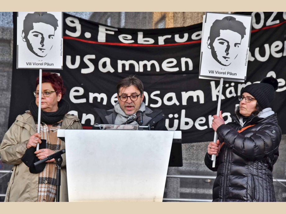 Gedenkveranstaltung des Jugendbündnis Hanau um 16:00 Uhr auf dem Hanauer Marktplatz Gedenkveranstaltung des Jugendbündnis Hanau um 16:00 Uhr auf dem Hanauer Marktplatz