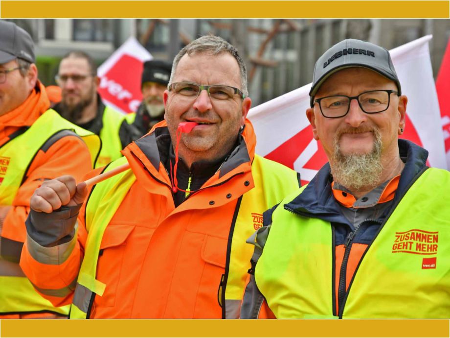 starke Beteiligung der gewerblich-technischen Beschäftigten der Stadt Hanau am Warnstreik starke Beteiligung der gewerblich-technischen Beschäftigten der Stadt Hanau am Warnstreik