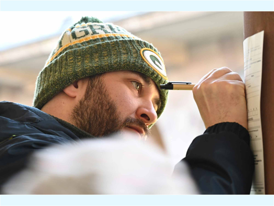 Beschäftigte des Öffentlichen Dienstes aus Mittelhessen versammeln sich am 28.02.2023 in Giessen zum Warnstreik Beschäftigte des Öffentlichen Dienstes aus Mittelhessen versammeln sich am 28.02.2023 in Giessen zum Warnstreik