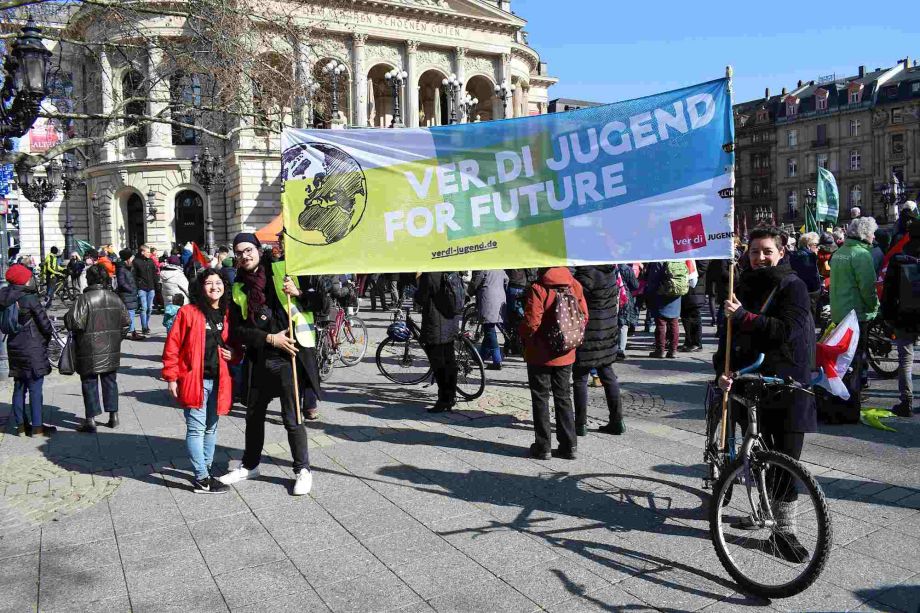 Die Beschäftigten im ÖPNV müssen besser bezahlt werden, da es ohne sie keine Verkehrswende gibt!