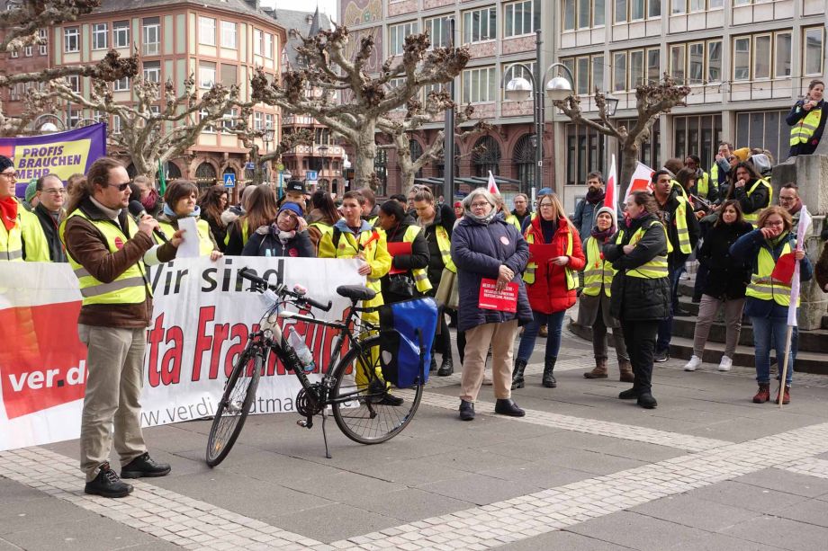 Kundgebung am Paulsplatz