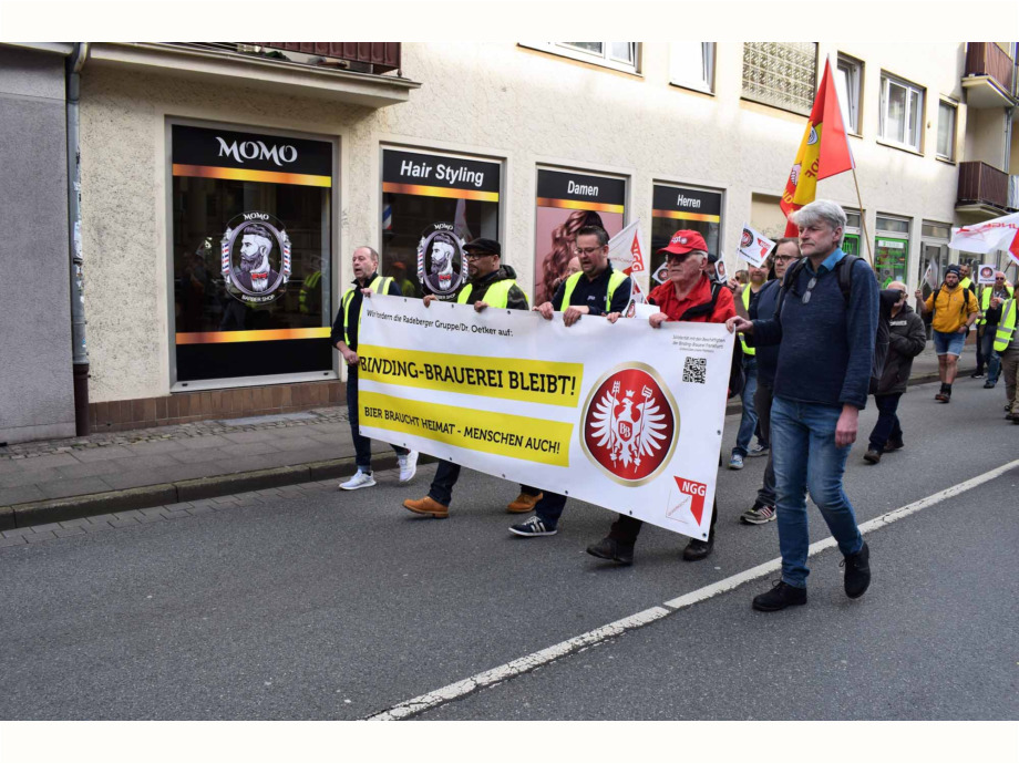 Bier braucht Heimat - Menschen auch - Protest in Bielefeld