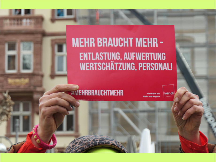 Rote Karte für die Arbeitgeber