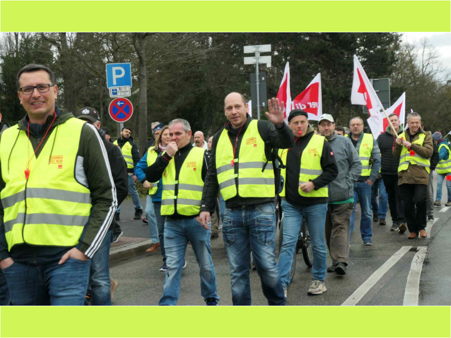 Demozug in die Stadt