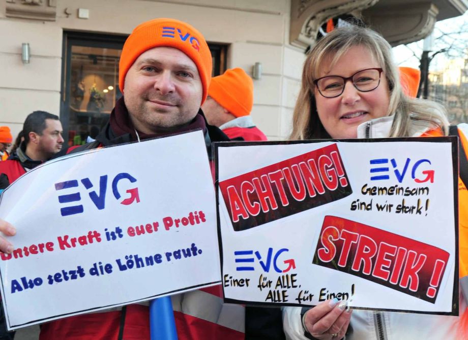 Gemeinsam sind wir stark! Gemeinsam sind wir stark!