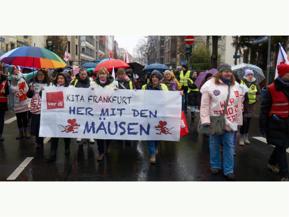 Demozug durch die Stadt