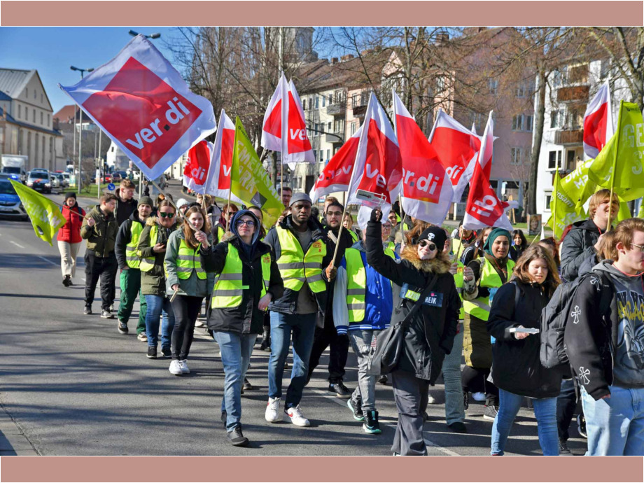600 Teilnehmer*innen beim hessischen Jugendstreiktag in Kassel
