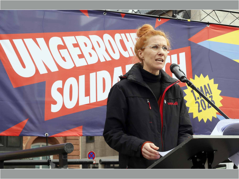 Hauptrednerin war Nathalie Jopen, stellvertretende Landesbezirksleiterin von ver.di Hessen