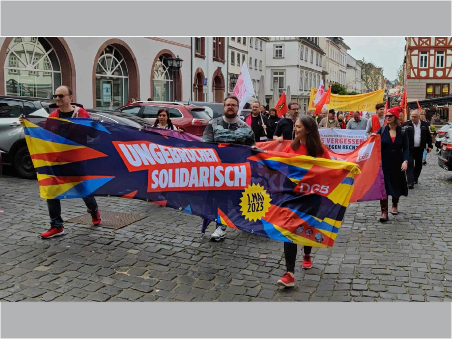Demozug durch die Stadt
