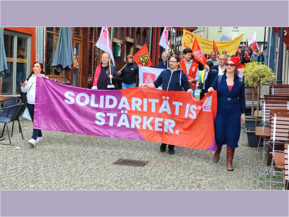 Demozug durch die Stadt