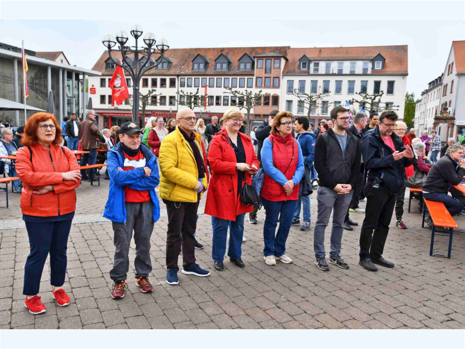 Kundgebung auf dem Marktplatz