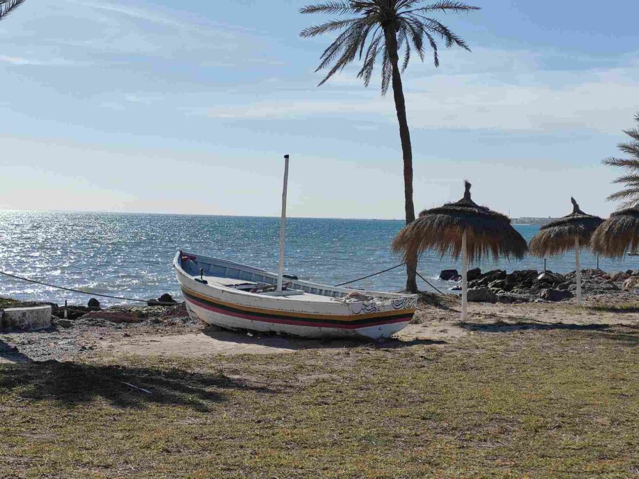 Altes Schifferboot auf Djerba/Tunesien