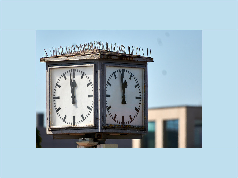 Uhr