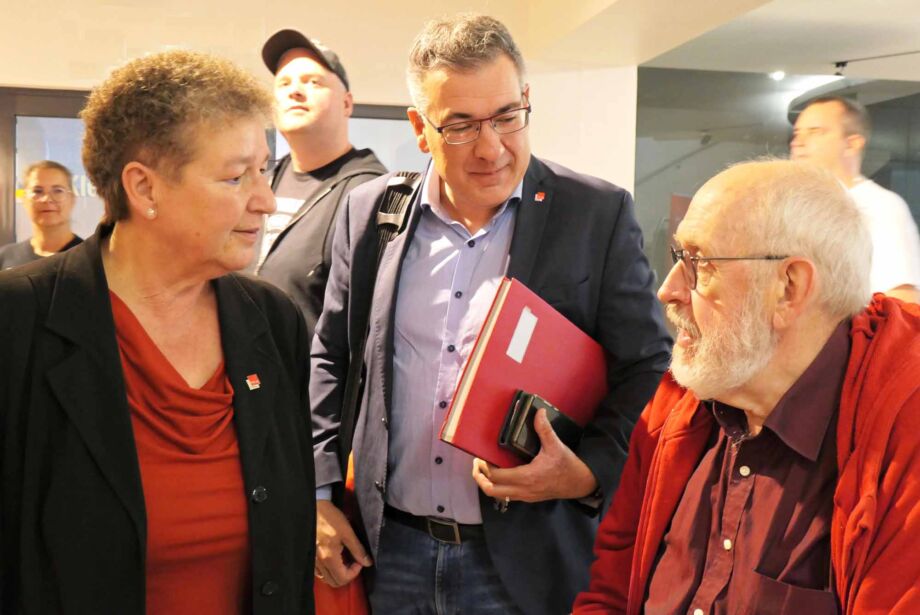 Angelika Kappe, Alexander Klein und Manfred Semmler im gespräch