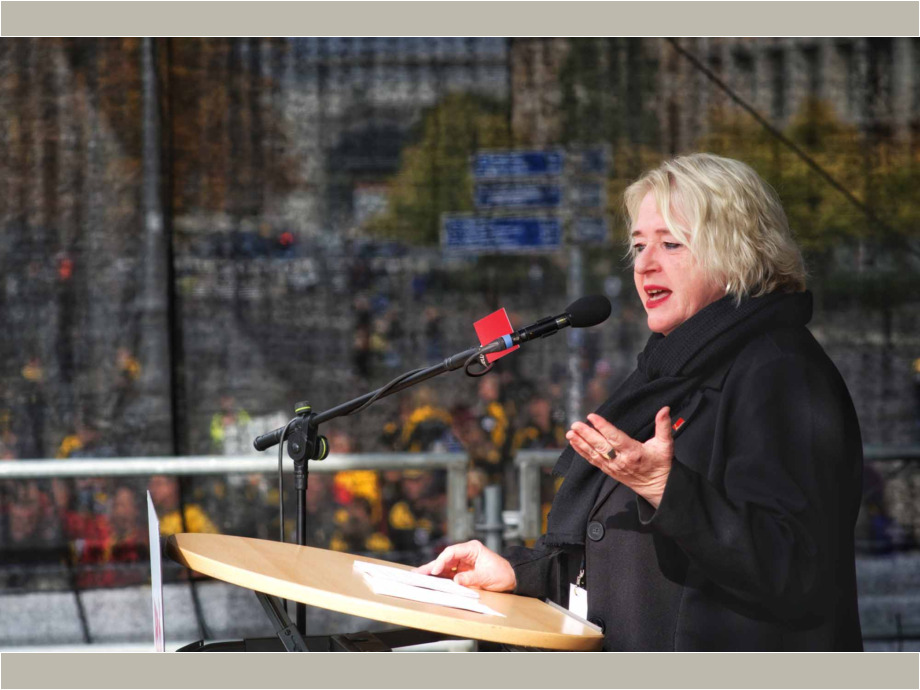 Die stellvertretende ver.di-Vorsitzende Andrea Kocsis erteilt Plänen, die sich für eine Stärkung des Wettbewerbs im schrumpfenden Briefmarkt stark machen, eine klare Absage.