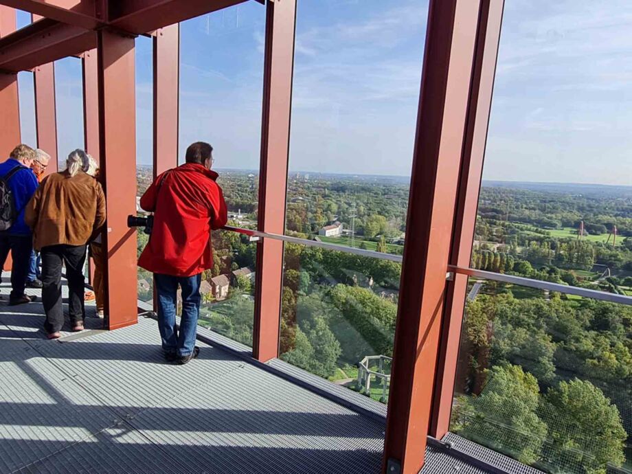 Auf der Aussichtsplattform mit Blick auf den Nordstern-Park Auf der Aussichtsplattform mit Blick auf den Nordstern-Park