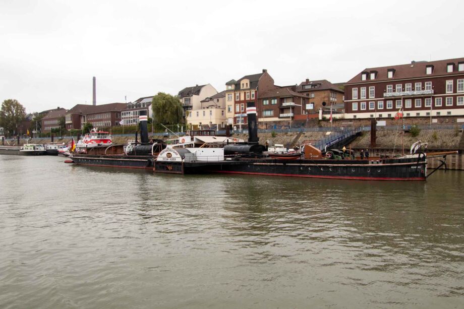 Oscar Huber - historischer Dampfschlepper Oscar Huber - historischer Dampfschlepper