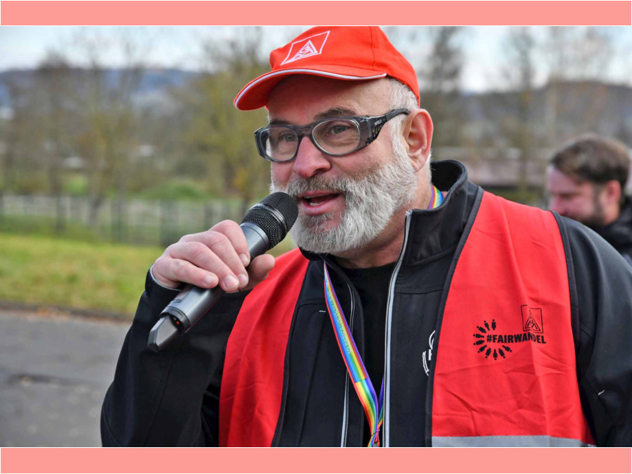 Warnstreik bei der Linde AMT Schlüchtern für einen Tarifvertrag