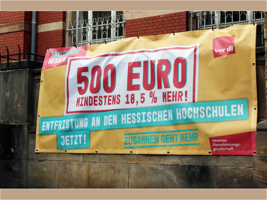 Wissenschaftliche Mitarbeiter/innen und Studentische Hilfskräfte der Uni Darmstadt am Hochschulaktionstag Wissenschaftliche Mitarbeiter/innen und Studentische Hilfskräfte der Uni Darmstadt am Hochschulaktionstag