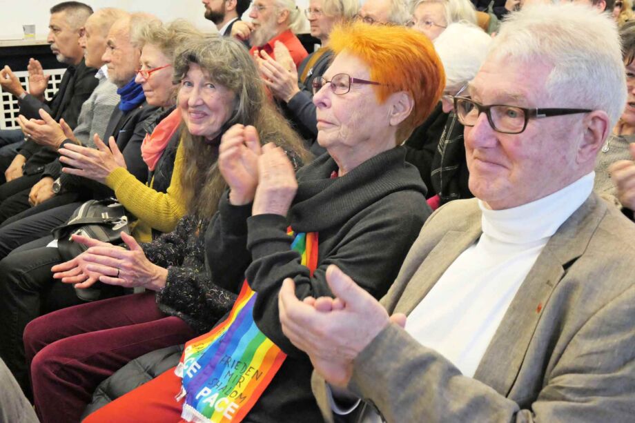 Beifall von den Gästen Beifall von den Gästen