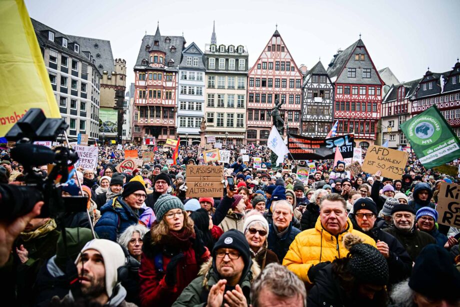 Kundgebung "Demokratie stärken" am 20.01.2024 in Frankfurt am Main Kundgebung "Demokratie stärken" am 20.01.2024 in Frankfurt am Main